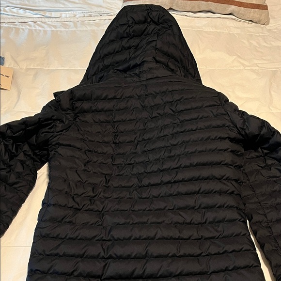 lululemon packable down puff jacket - Picture 3 of 8